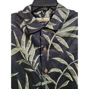 Tommy Bahama Mens Size M Collared Hawaiian Camp Shirt 100% Silk Button Down